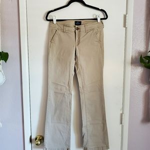 American Eagle Kick Boot Khakis size 4